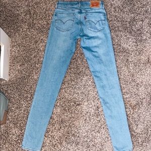 Levi’s Vintage 711 Skinny Jeans